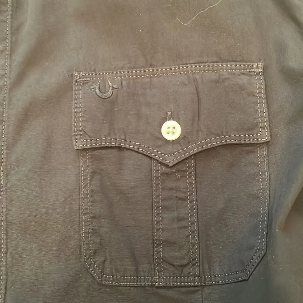 True Religion shirt black large logo on the pocket 100 cotton very nice